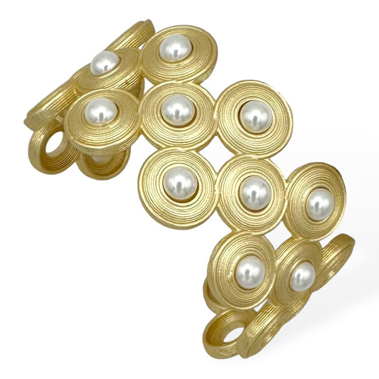 Gold Circle with Pearl Detailed Cuff